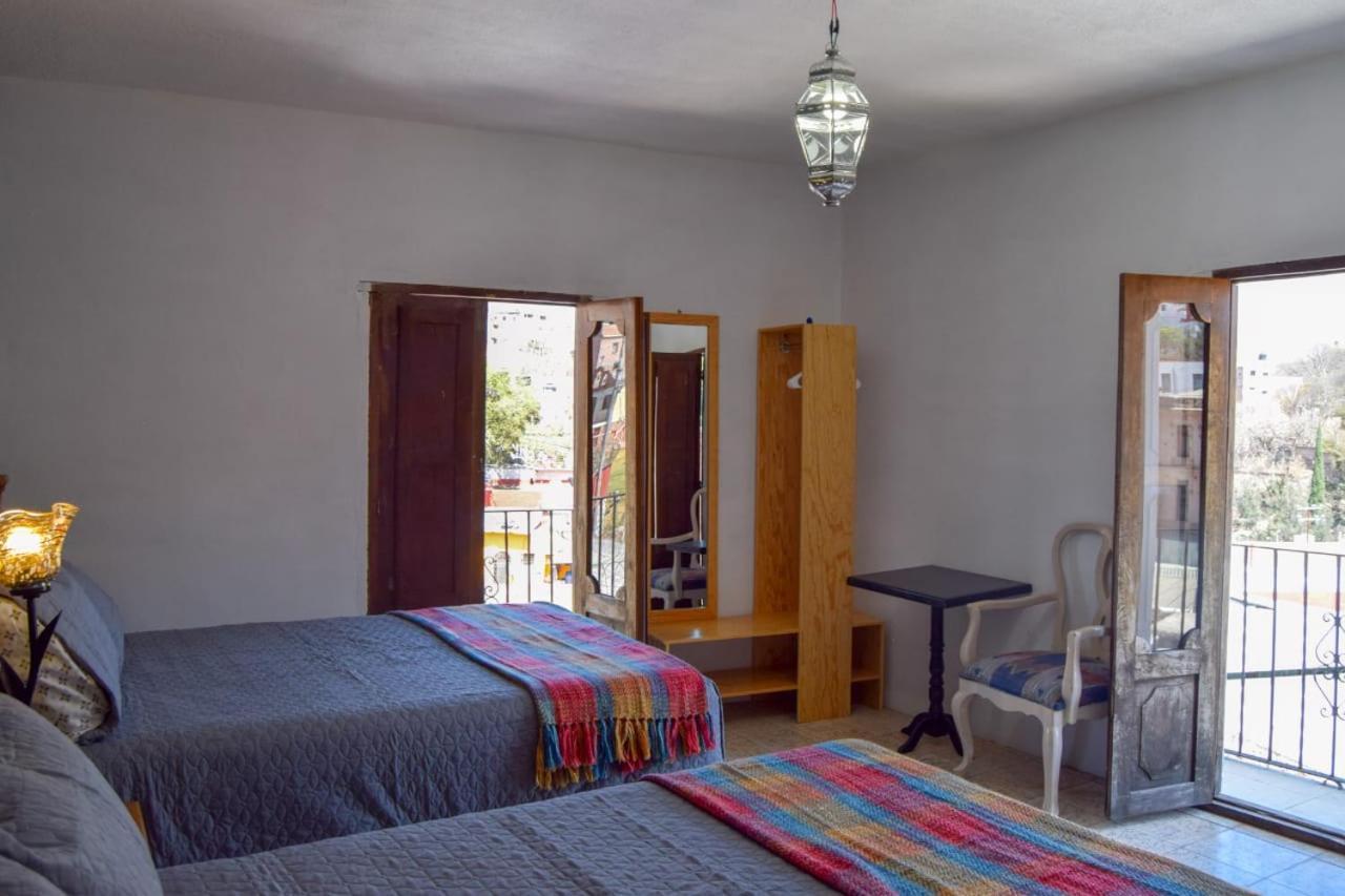 La Casa De La Luna Hotel 2*