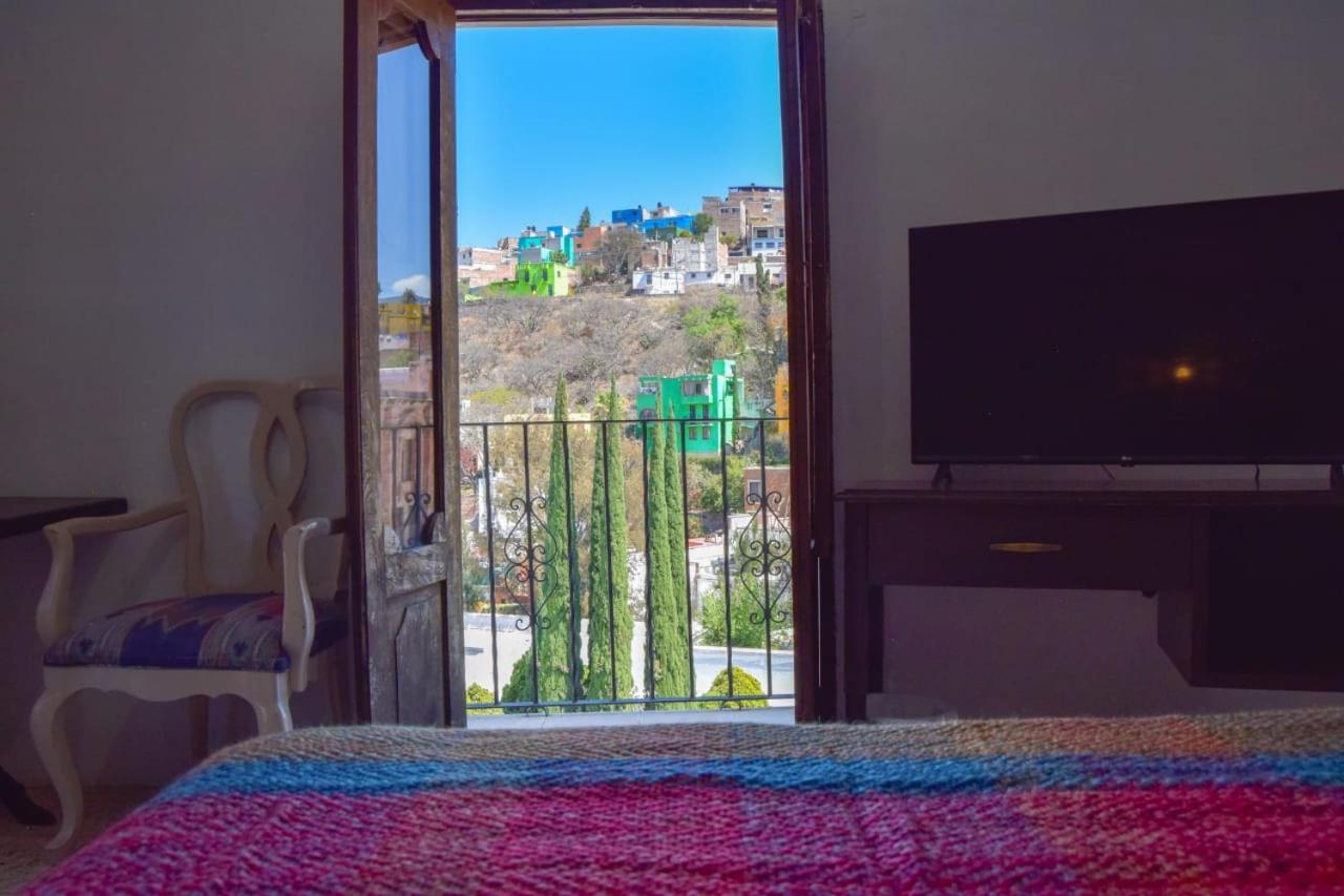 La Casa De La Luna 2*